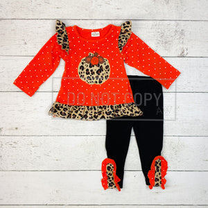 Flutter Sleeve Pumpkin Applique Set